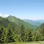 La Grange De L'ours * Saint-Lary (Ariege)