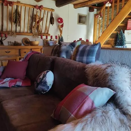 La Grange De L'ours * Saint-Lary (Ariege)