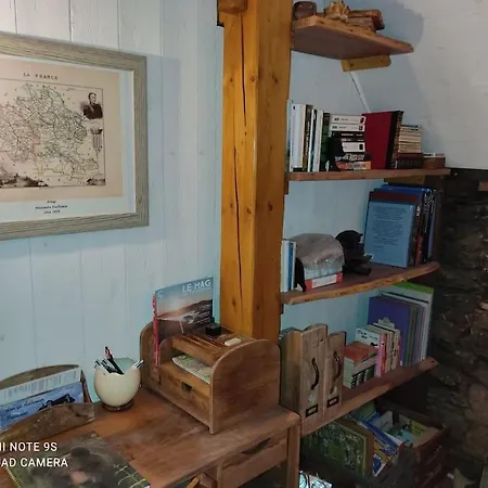 La Grange De L'ours * سان-لاري