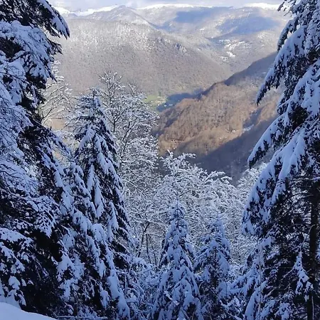 La Grange De L'ours بيت للعطل