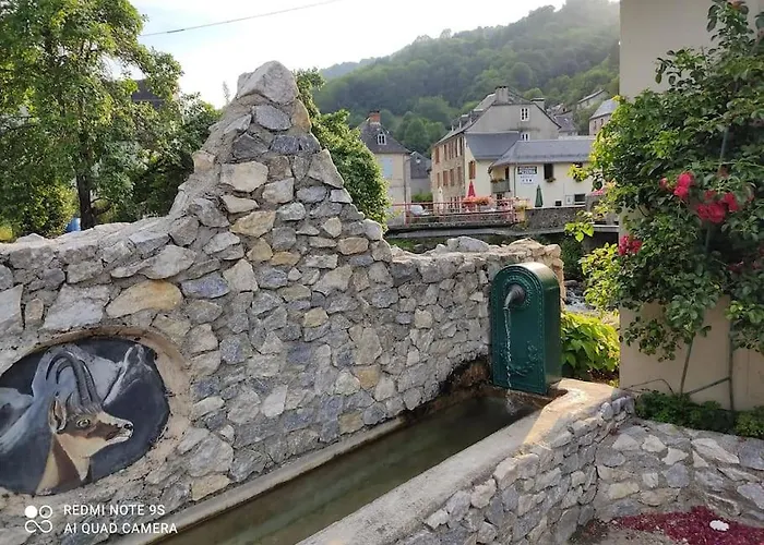 La Grange De L'ours 펜션 생라리